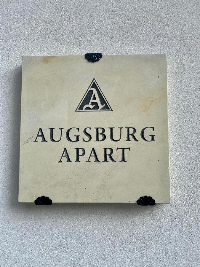 Augsburg Apart Piatra Neamţ Exterior foto